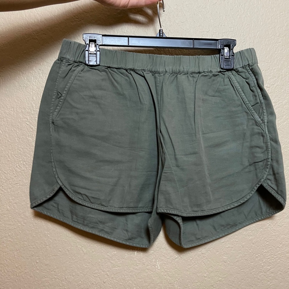 olive shorts